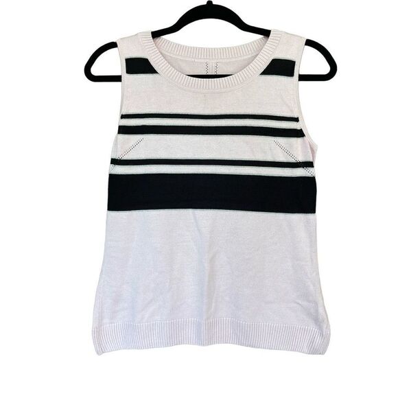 St. John tank blouse and cardigan set - Picture 3 of 12